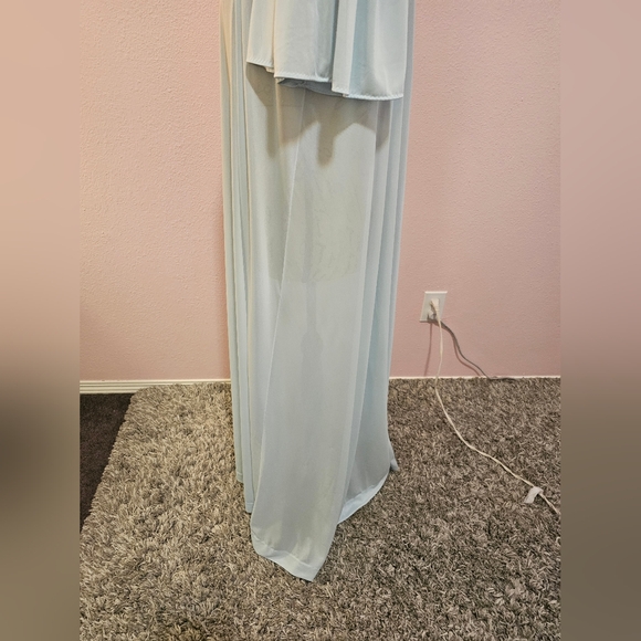 Beautiful Silky Smooth Vintage Nightgown - Picture 8 of 12